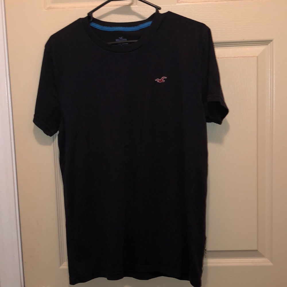 Men’s Hollister shirt